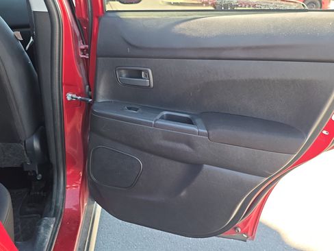 Used 2015 Mitsubishi Outlander Sport ES image 24