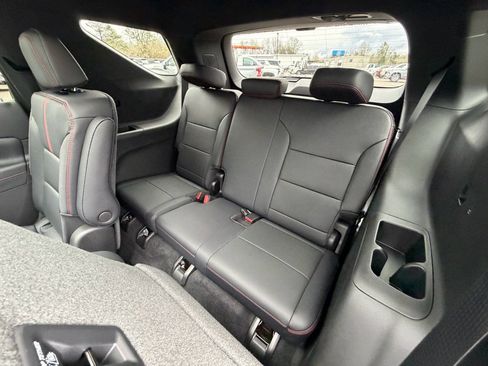 New 2026 Chevrolet Traverse RS FWD image 20