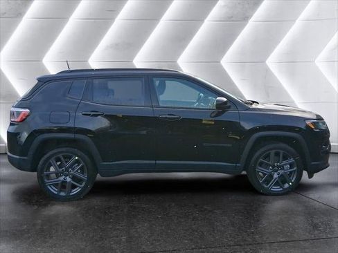 New 2026 Jeep Compass Limited image 23