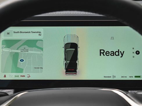 Used 2022 Rivian R1S Launch Edition image 15