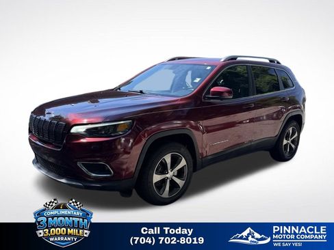 Used 2019 Jeep Cherokee Limited AWD/4WD image 4