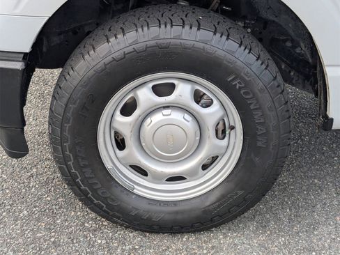 Used 2023 Ford F150 XL image 13