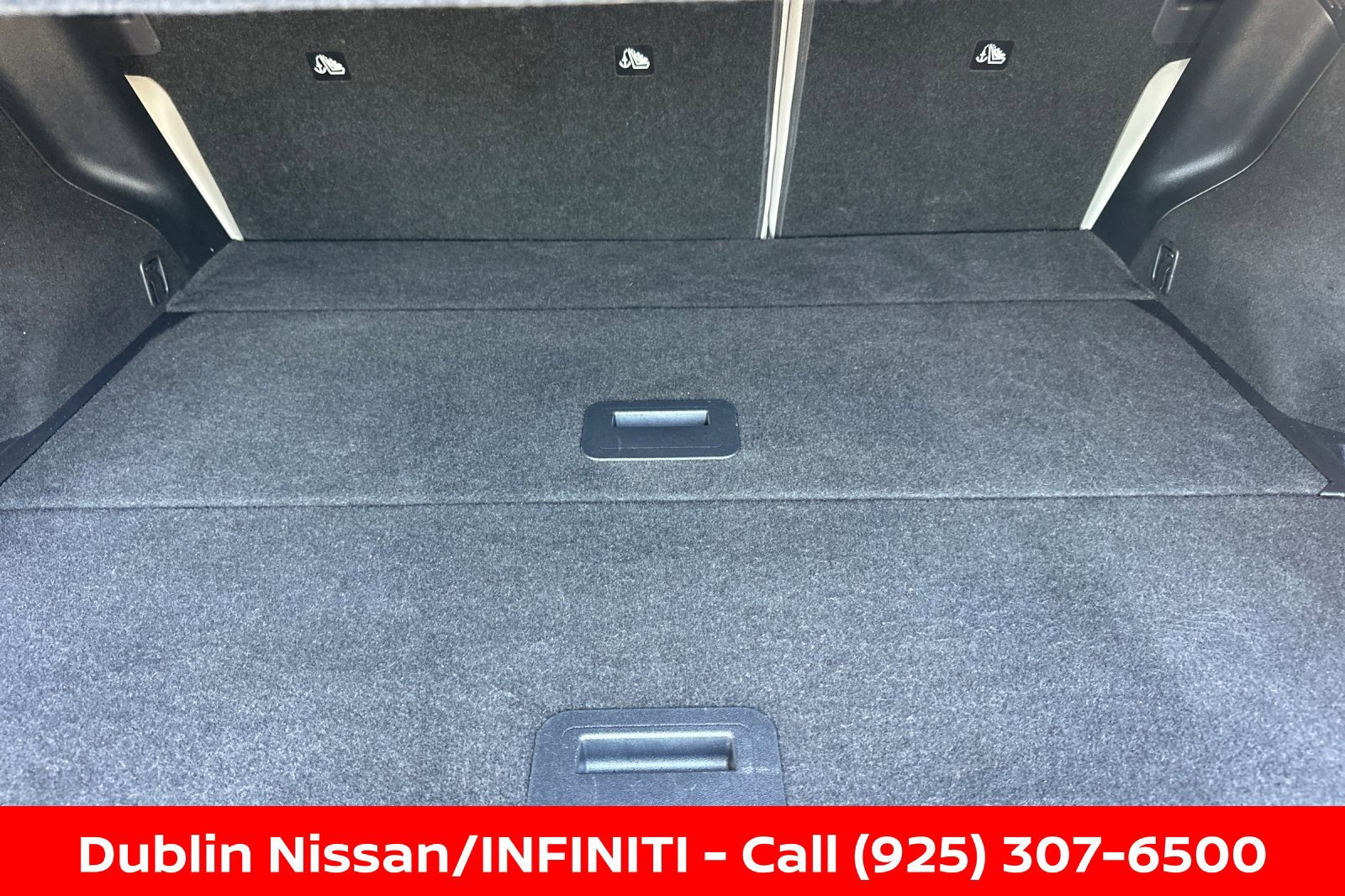 Certified 2023 Nissan Ariya FWD image 18