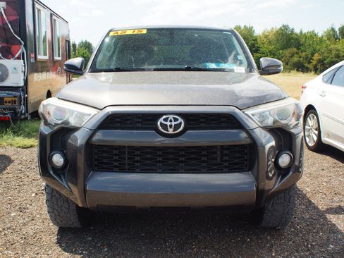 Used 2015 Toyota 4Runner SR5 Premium RWD image 2
