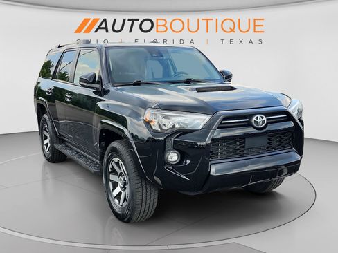 Used 2023 Toyota 4Runner TRD Off-Road AWD/4WD image 7