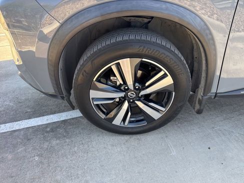 Used 2021 Nissan Rogue SL image 8