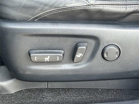 Used 2018 Toyota 4Runner Limited image 22