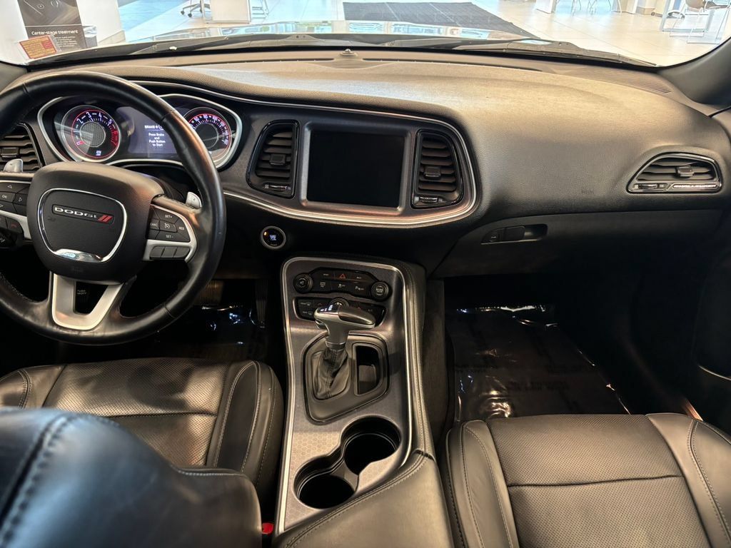 Used 2015 Dodge Challenger R/T w/ Quick Order Package 28D R/T RWD image 27