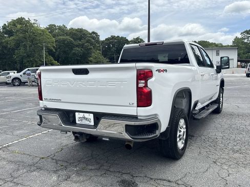 Used 2022 Chevrolet Silverado 2500 LT AWD/4WD image 7