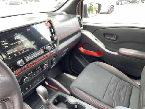 Used 2026 Nissan Frontier Pro-X w/ Pro-X Convenience Package RWD image 14
