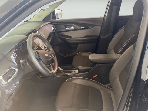 Used 2023 Chevrolet TrailBlazer LT FWD image 24