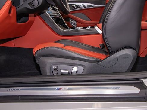 Certified 2022 BMW 840i xDrive Convertible w/ Comfort Seating Package image 17