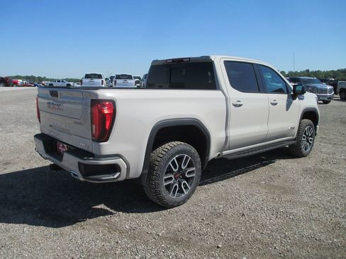 New 2026 GMC Sierra 1500 AT4 AWD/4WD image 5