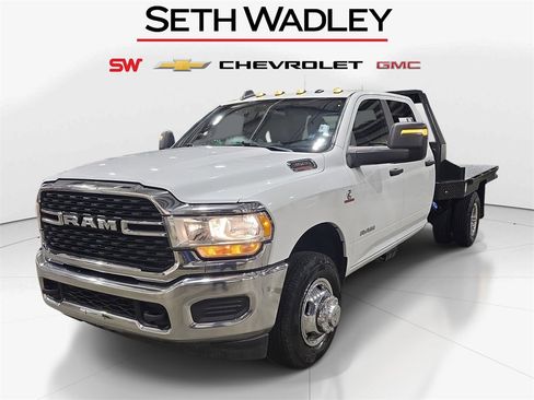 Used 2024 RAM 3500 SLT w/ Quick Order Package 2YG SLT image 3