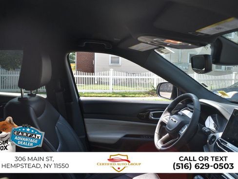 Used 2026 Jeep Compass Limited AWD/4WD image 18