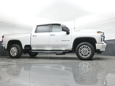 Used 2021 Chevrolet Silverado 2500 High Country w/ Z71 Off-Road Package AWD/4WD image 10