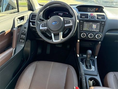 Used 2018 Subaru Forester 2.5i Touring w/ Popular Package #2 image 10