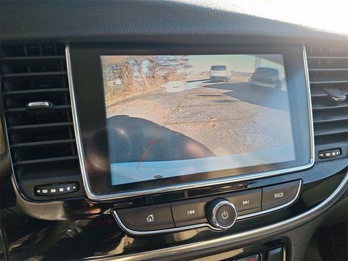 Certified 2018 Buick Encore Essence image 17