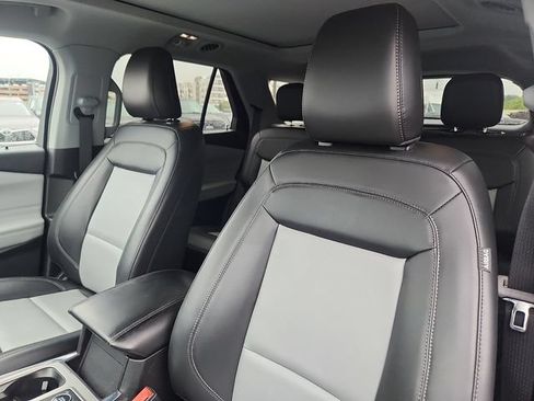 Certified 2023 Ford Explorer XLT w/ Equipment Group 202A AWD/4WD image 22