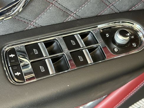 Certified 2022 Bentley Bentayga Speed AWD/4WD image 15