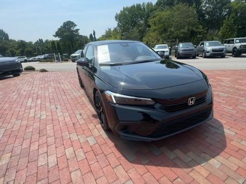 Used 2024 Honda Civic Sport image 5