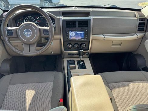 Used 2012 Jeep Liberty Sport w/ Popular Equipment Group AWD/4WD image 12