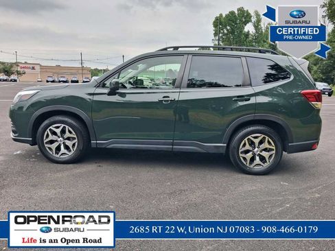 Used 2024 Subaru Forester Premium AWD/4WD image 6
