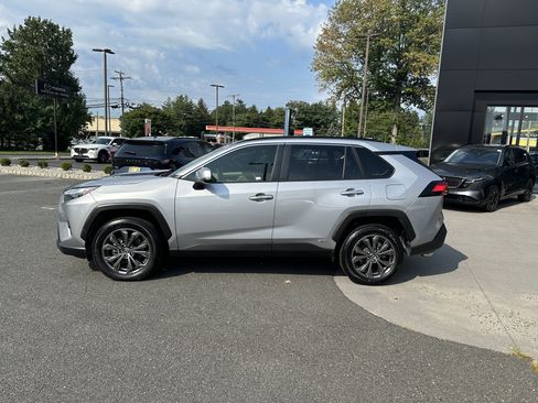 Used 2024 Toyota RAV4 Limited w/ Advanced Technology Package AWD/4WD image 3