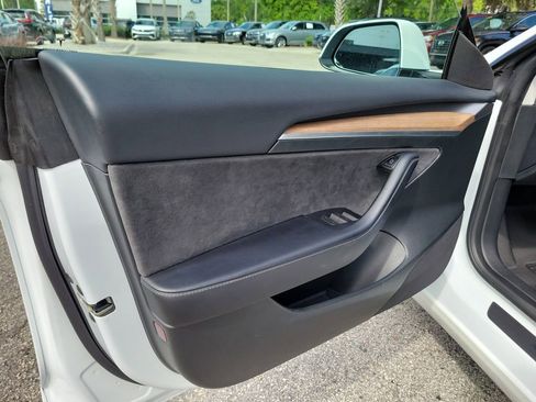 Used 2023 Tesla Model 3 Standard Range RWD image 22