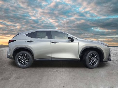 New 2026 Lexus NX 350h FWD image 4