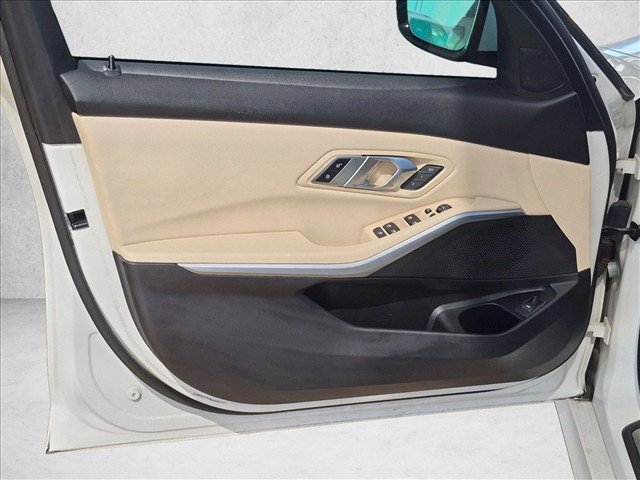 Used 2020 BMW 330i Sedan w/ Convenience Package RWD image 13