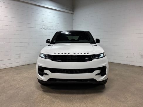 New 2026 Land Rover Range Rover Sport SE AWD/4WD image 3