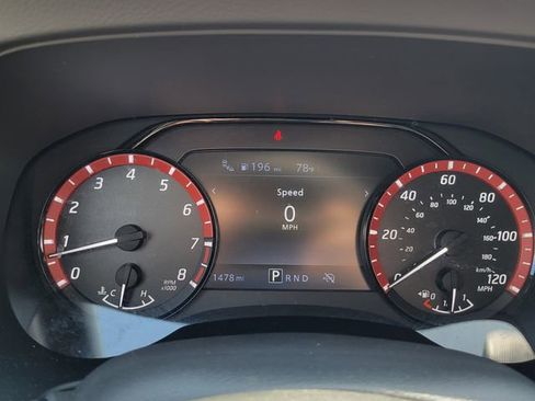 Used 2025 Nissan Frontier Pro-X image 13