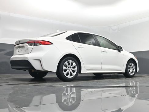 Used 2024 Toyota Corolla LE image 50