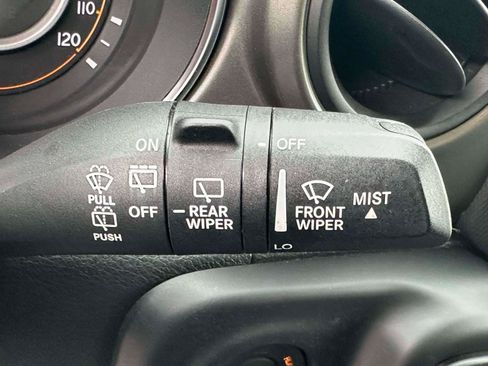 Used 2020 Jeep Wrangler Sport AWD/4WD image 17