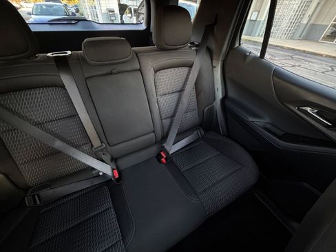 Used 2025 Chevrolet Equinox LT image 36