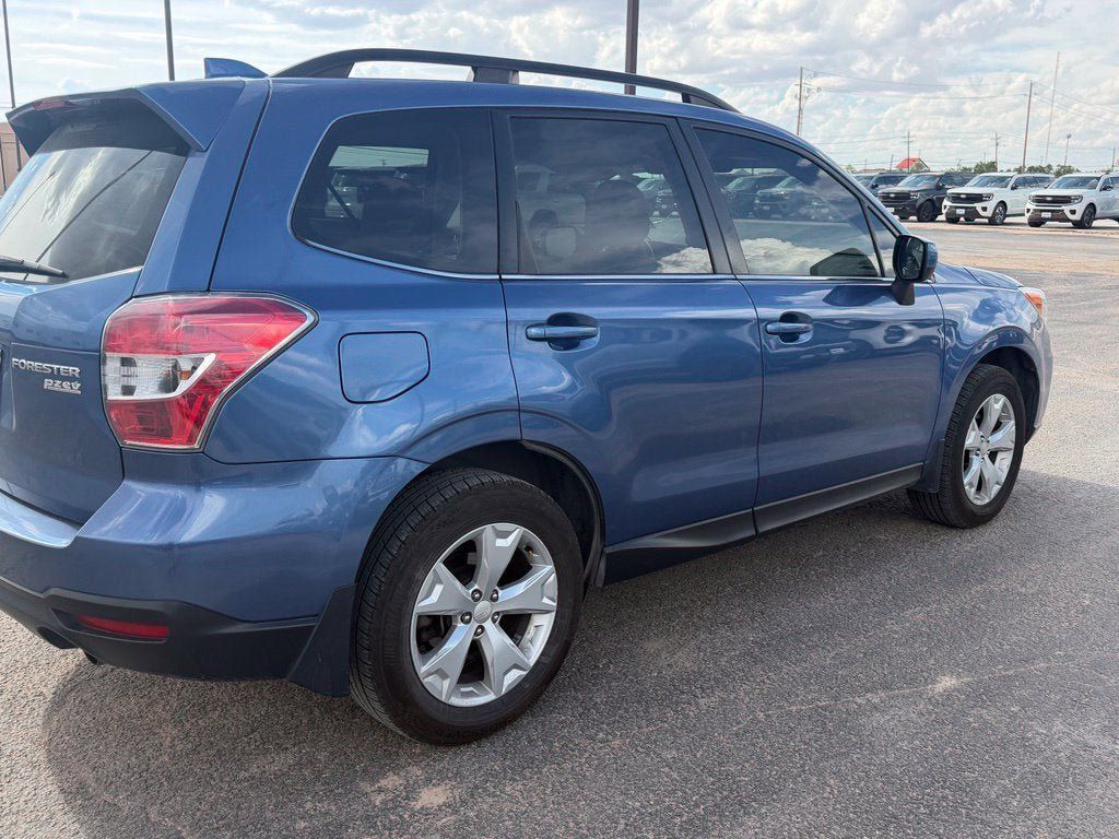 Used 2016 Subaru Forester 2.5i Limited AWD/4WD image 3