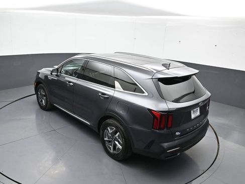 Certified 2021 Kia Sorento EX FWD image 43