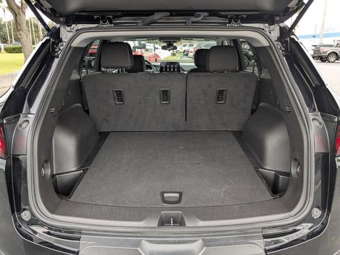 Used 2025 Chevrolet Blazer LT image 13