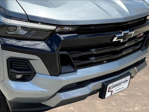 Used 2025 Chevrolet Colorado Z71 w/ Technology Package AWD/4WD image 35