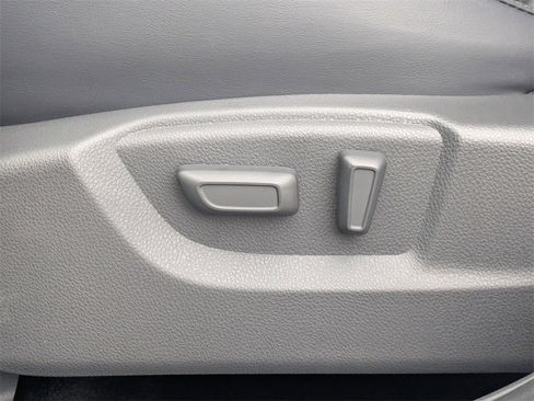 New 2025 Mitsubishi Eclipse Cross AWD image 21