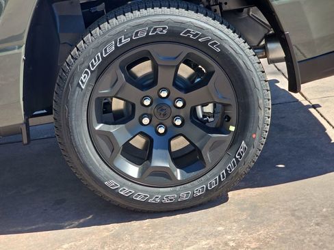 New 2026 RAM 1500 Express image 36