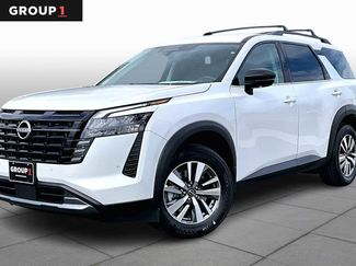 New 2026 Nissan Pathfinder SL video 1