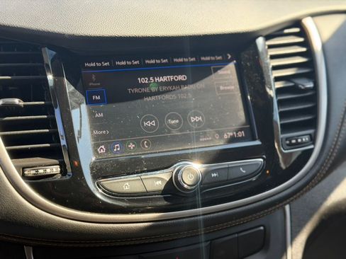 Used 2020 Chevrolet Trax LT w/ LT Convenience Package image 14