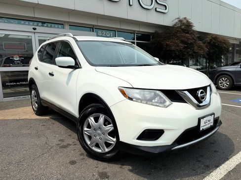 Used 2016 Nissan Rogue S FWD image 1