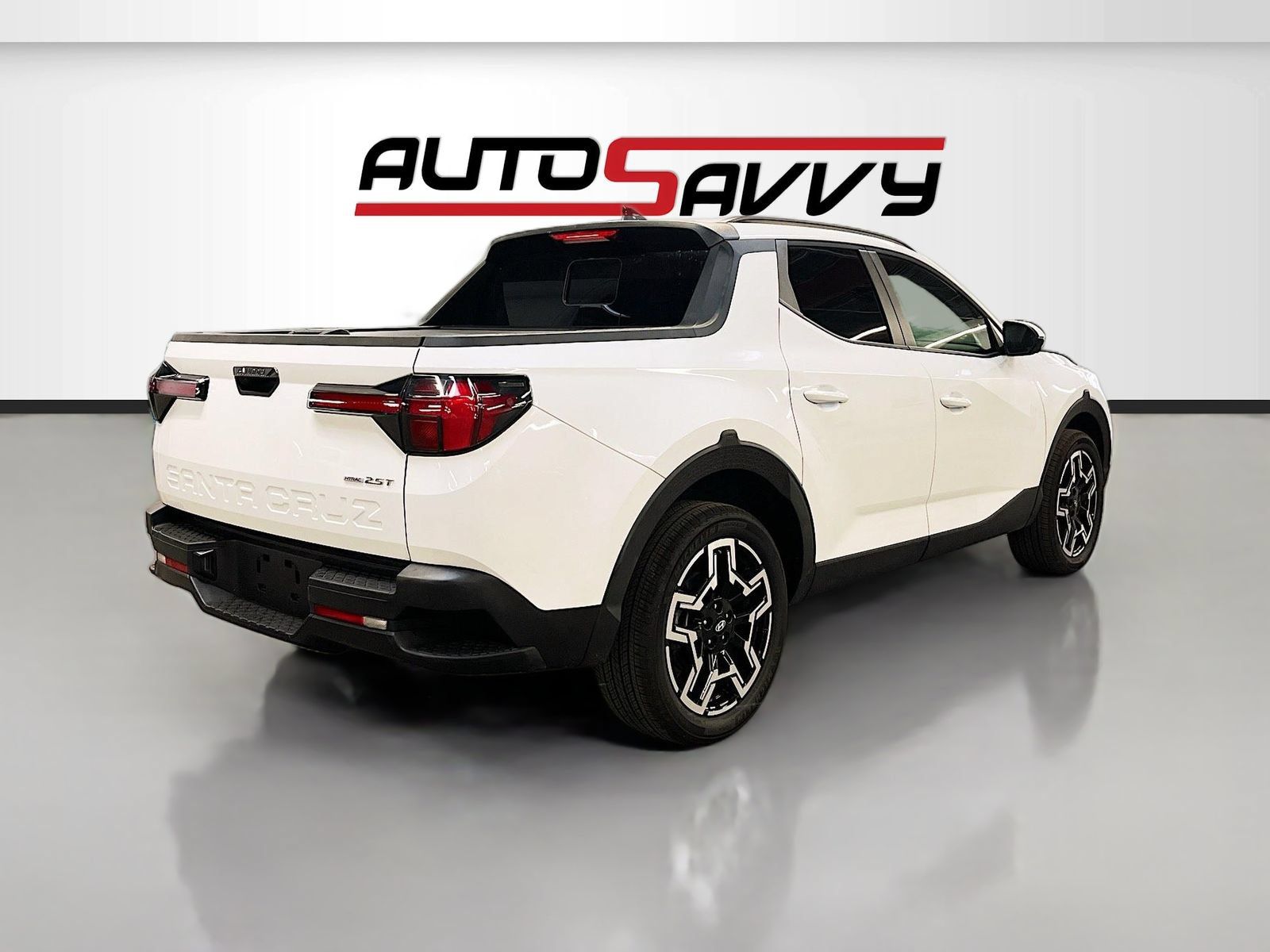 Used 2025 Hyundai Santa Cruz Limited AWD/4WD image 7