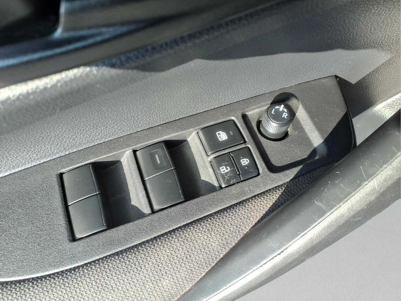 Used 2024 Toyota Corolla LE FWD image 18