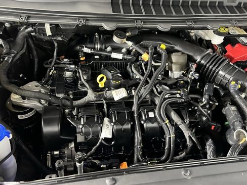 Used 2020 Ford Edge Titanium w/ Equipment Group 301A image 33