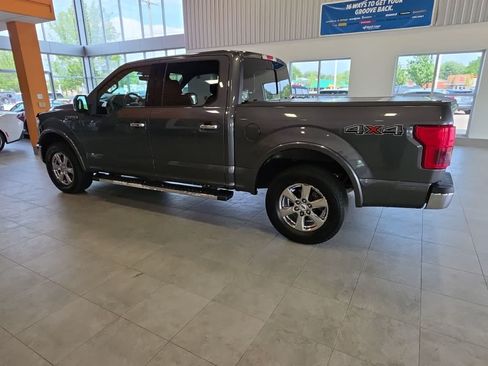Used 2019 Ford F150 Lariat w/ Equipment Group 502A Luxury AWD/4WD image 18