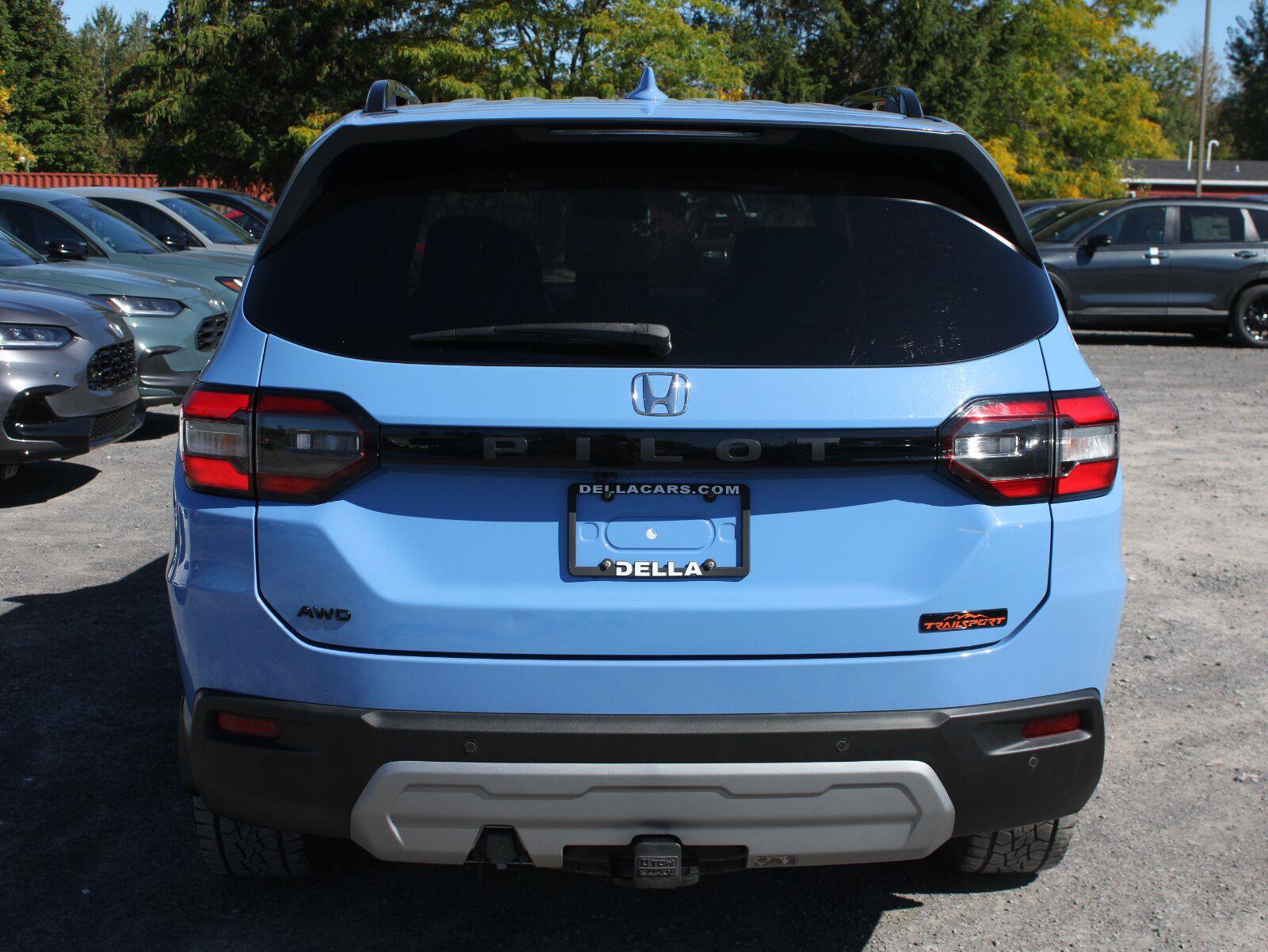 Certified 2024 Honda Pilot TrailSport image 6